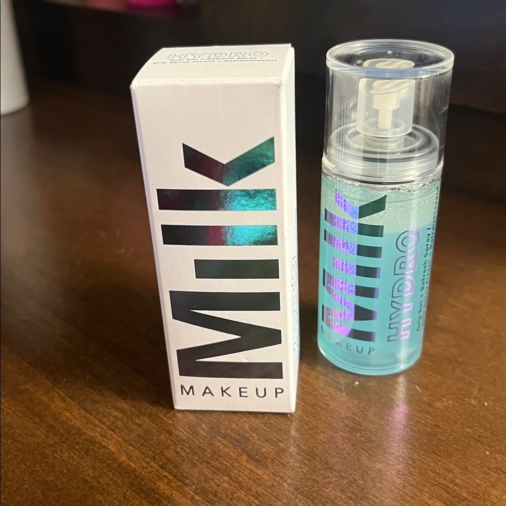 🌷 Milk Makeup Hydro Grip Set + Refresh Spray New 50ml
